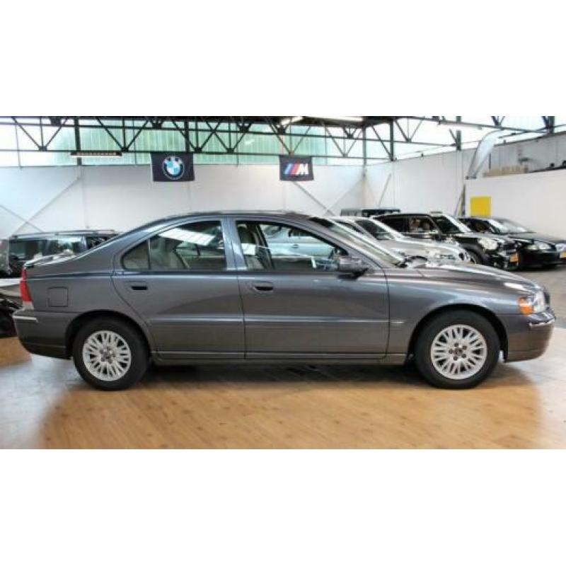 Volvo S60 2.4 Momentum