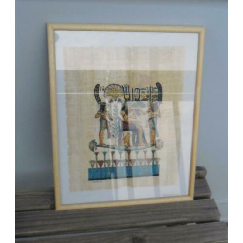 Egyptisch papyrus schilderij met goudopdruk