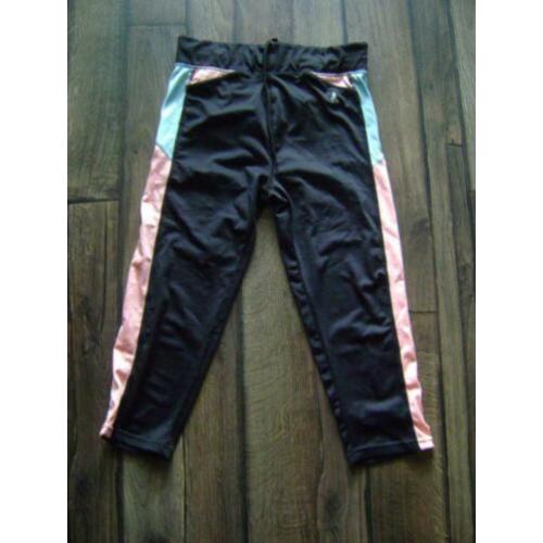 Zwart met blauw en roze capri sportbroek maat 36