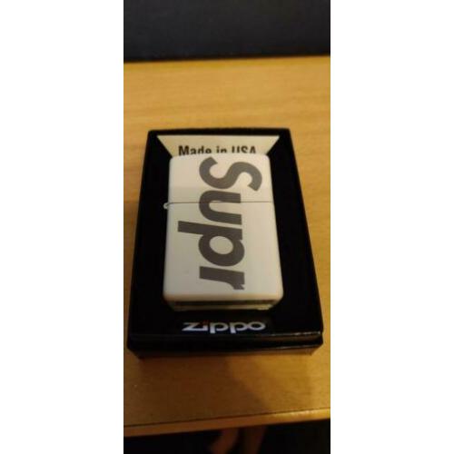 Supreme Glow in the dark Zippo+Supreme Official Stickerpack