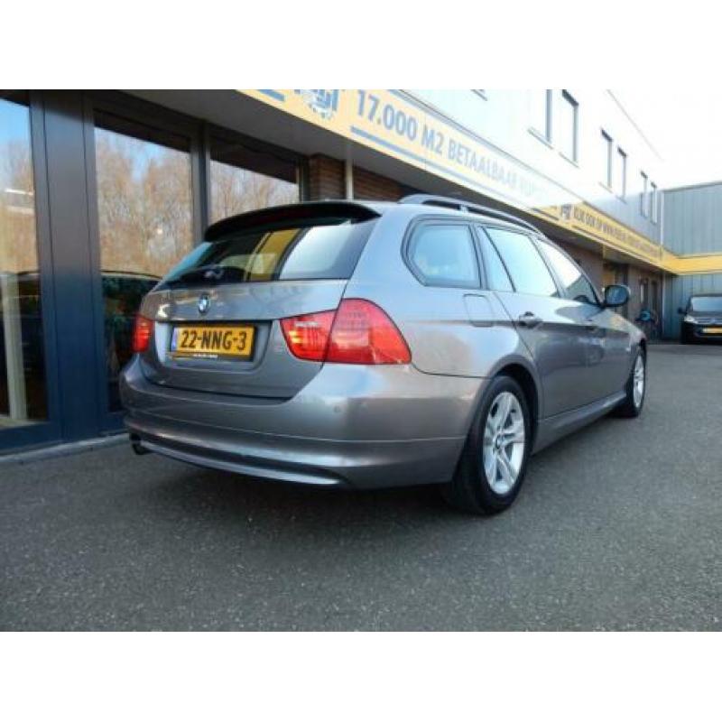 BMW 3 Serie Touring 318i Business Line (bj 2010)