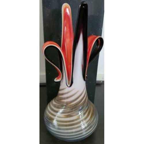 Vaas kunst gesigneerd goldan talast norway mondgeblazen glas