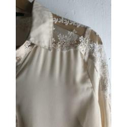 Sexy blouse. Kanten mouwen. Stijl: Vintage, romantisch