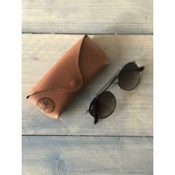 Ray ban RB3614N zonnebril nog geen jaar oud. Bijna niet ged