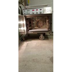 Professionele Eloma oven, zo goed als nieuw