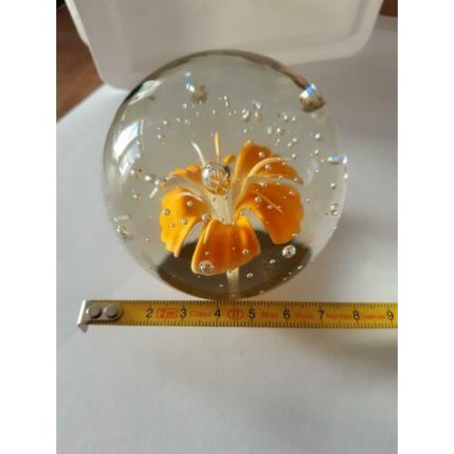 presse papier, glasobject glasbol globe, 7cm.