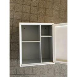 Vintage Brabantia medicijn kastje 45 cm hoog