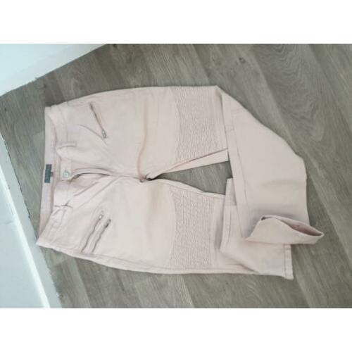 Licht roze broek