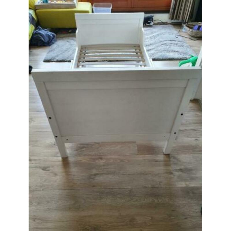 Weinig gebruikt kinder bed Ikea in 3 stappen te verlengen.