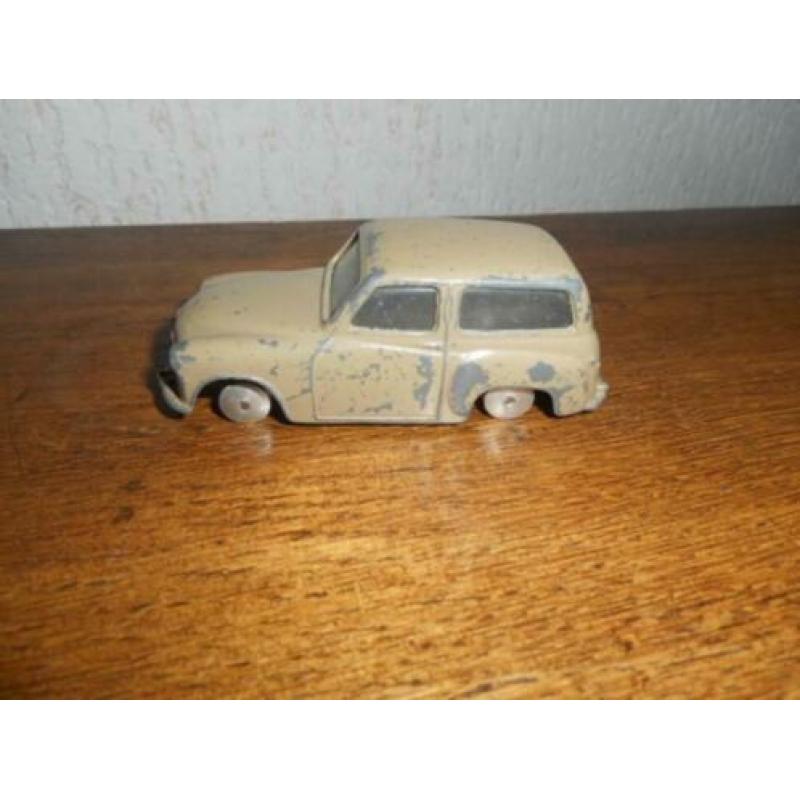 Corgi toys Hillman Husky
