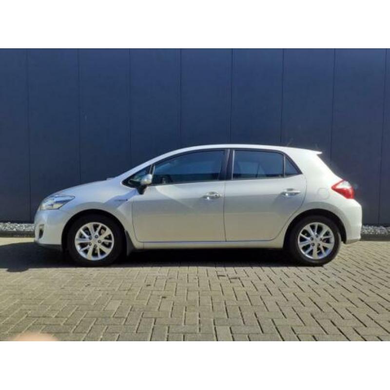 Toyota Auris 1.8 Full Hybrid Executive