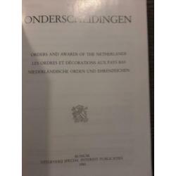 Boek Onderscheidingen 112 blz