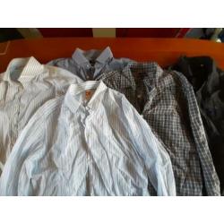 5 merk overhemden, o.a. Hugo Boss, Boss Orange, GAP, Guess