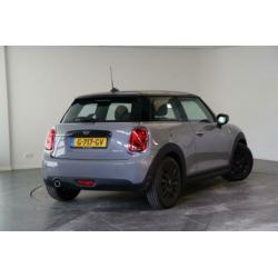 MINI Hatchback Cooper Business Plus / Apple CarPlay / Park D