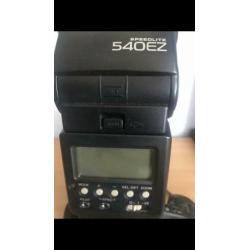 Canon EOS 1D Mark III + 28-70mm lens
