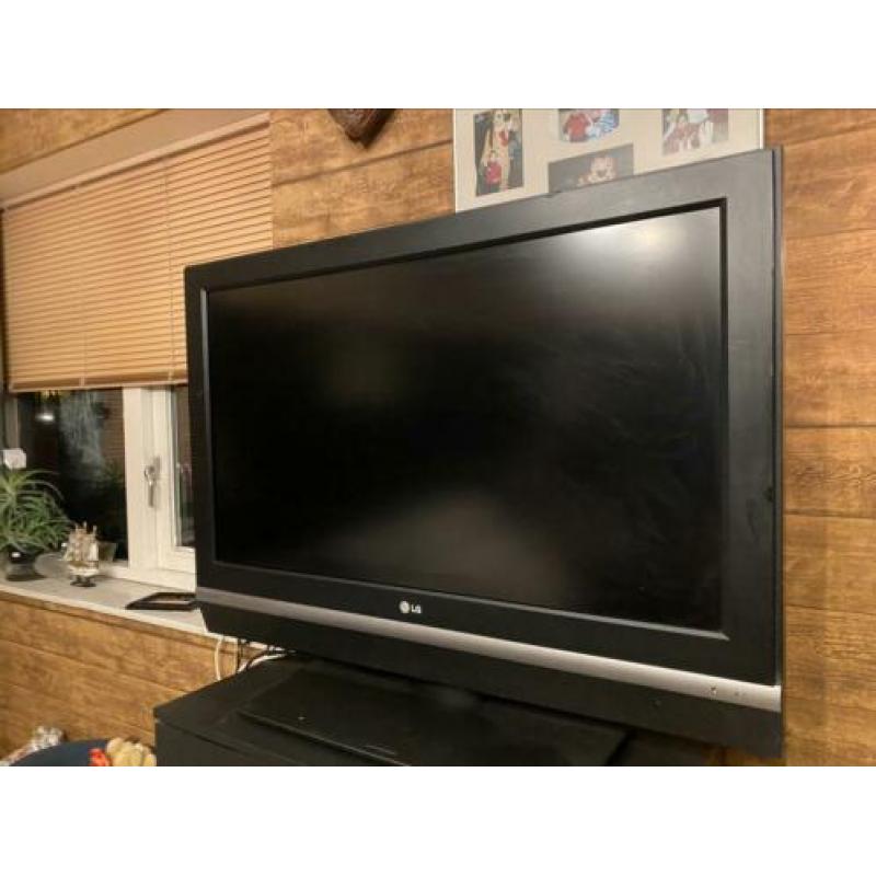 Tv Lg scherm 90 cm liquid crystal display