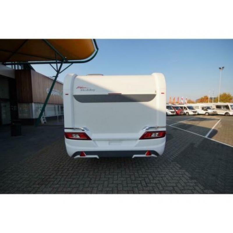 Hobby De Luxe Edition 650 kmfe 2020 SILVERLINE ACTIE COMPLEE