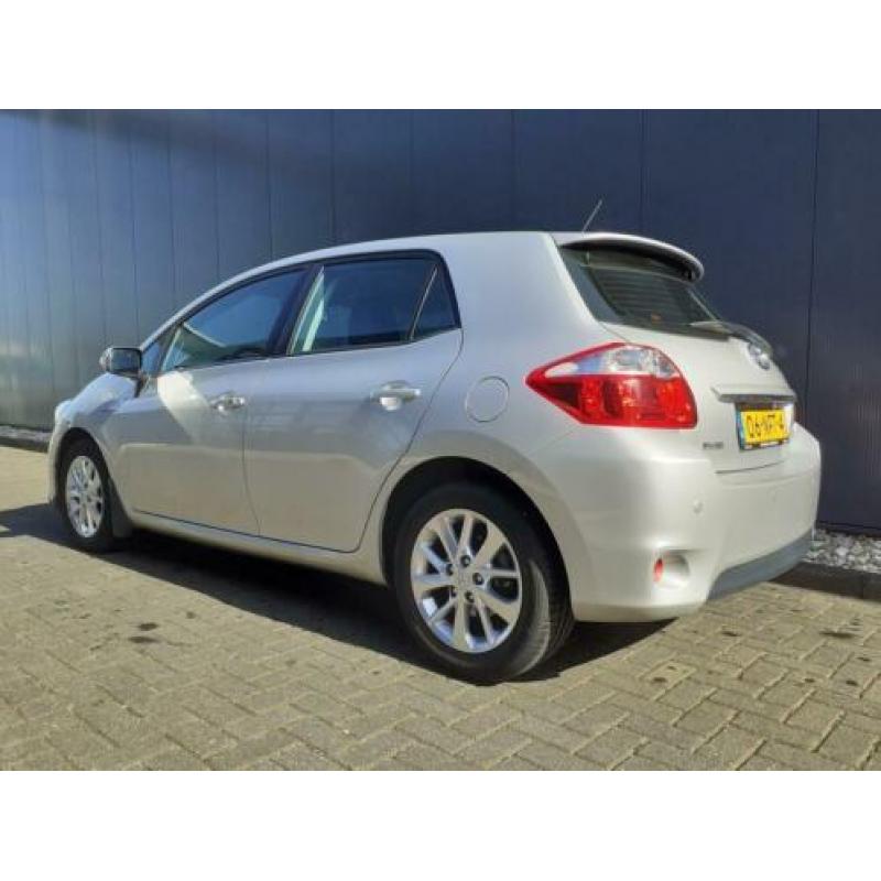 Toyota Auris 1.8 Full Hybrid Executive