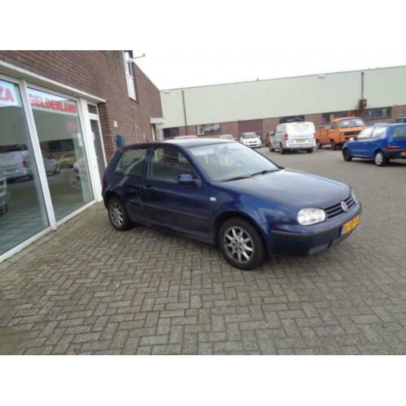 Volkswagen Golf 1.6 Highline (bj 1999)