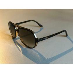 Z.G.A.N. Ray-ban rb4125 cats 5000 classic COMPLEET