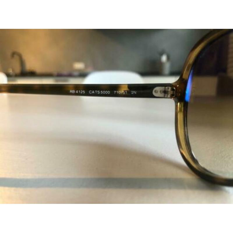 Z.G.A.N. Ray-ban rb4125 cats 5000 classic COMPLEET