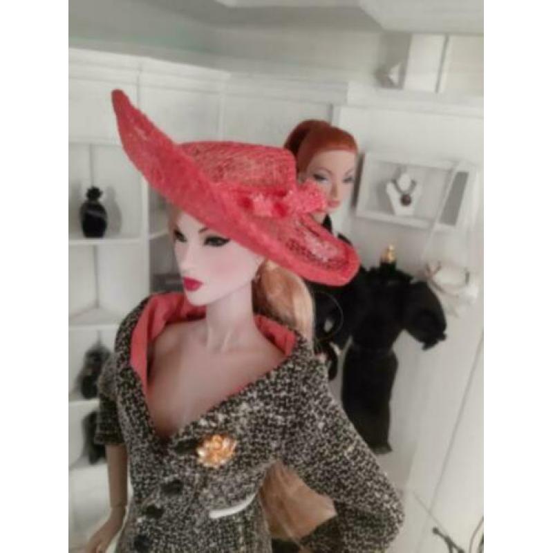 Luxe hoed, Fashion Royalty, Silkstone Barbie 1:6 ( nr H2 )