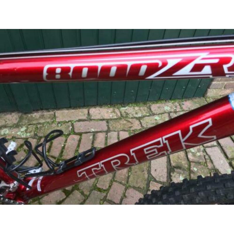 Nette Trek 8000 ZR bontrager 26 inch