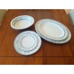 Minton Penrose 61-dlg, porseleinen servies