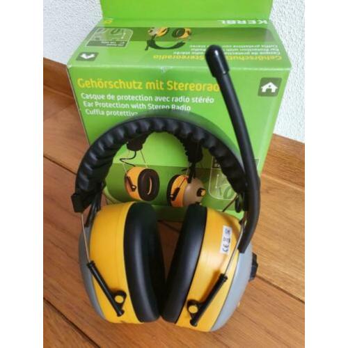 Gehoorbeschermer met FM Radio Kerbl € 64,95