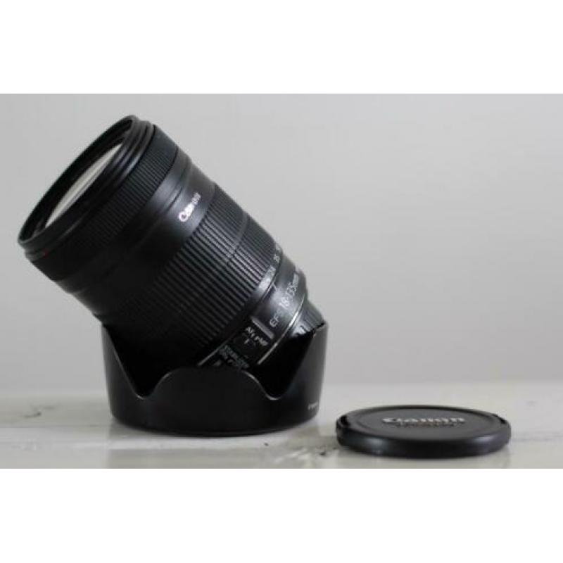 Canon ef-s 18-135 f/3.5-5.6 IS met zonnekap als nieuw