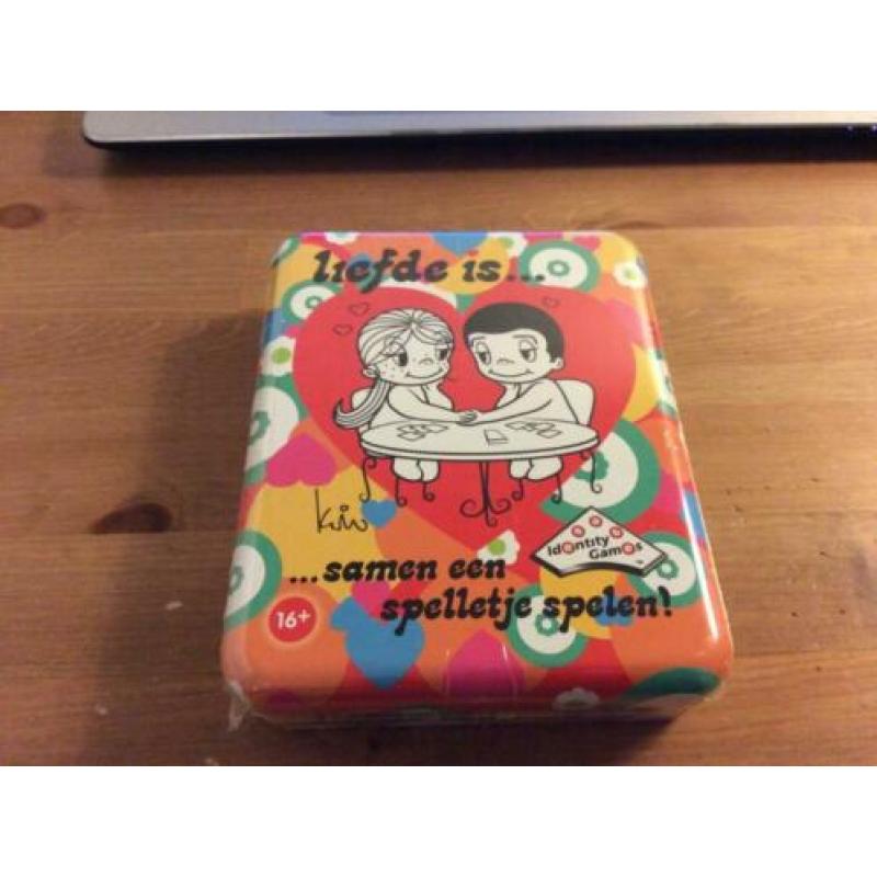 "Liefde is..." kaartspel 16+ nieuw in folie