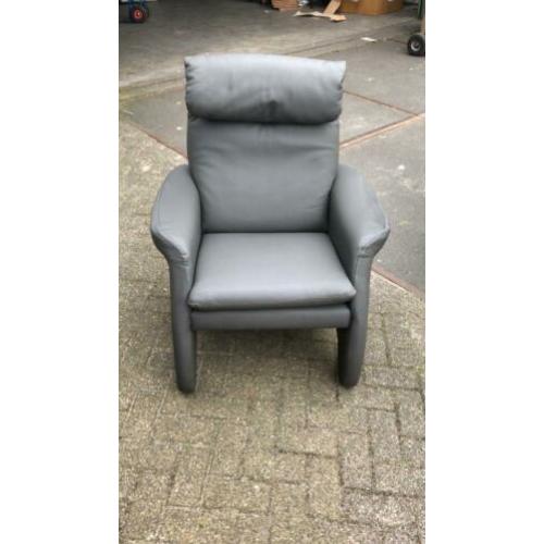 Fauteuil dik leder antraciet super zit NIEUW