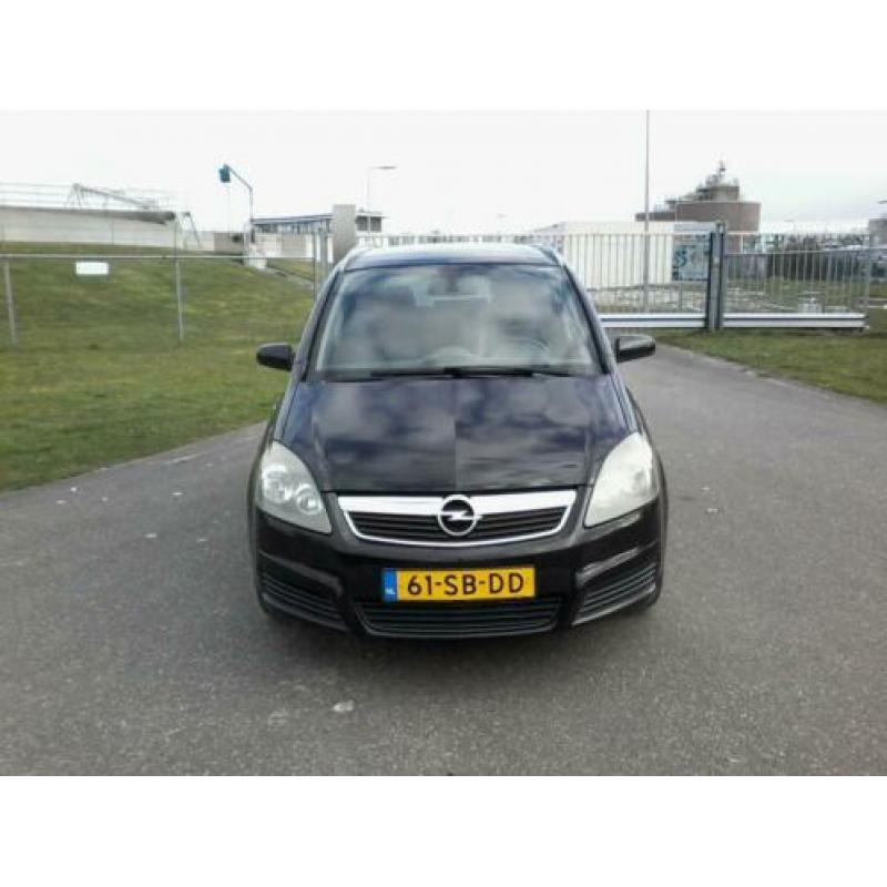 Opel Zafira 2.2 Cosmo
