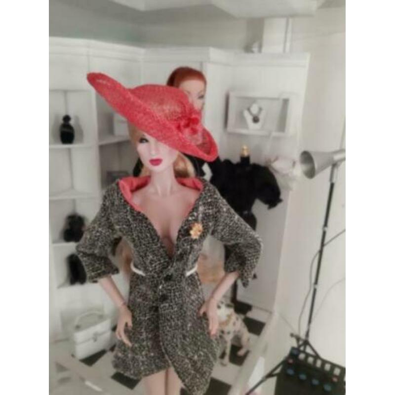 Luxe hoed, Fashion Royalty, Silkstone Barbie 1:6 ( nr H2 )