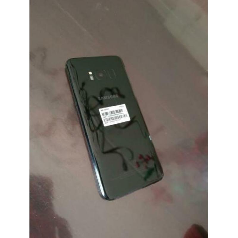 Samsung galaxy S8 64gb met twee hoesjes