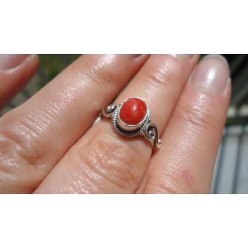 925 zilver / zilveren ring met koraal maat 16 - Vanoli