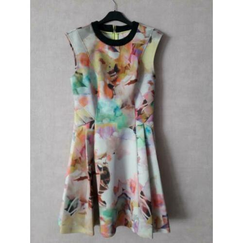 Zomerjurk ted baker mt 2 bloemen