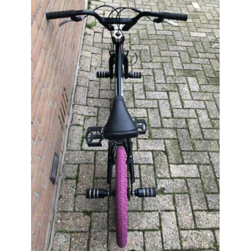 Royal Bugatti Freestyle BMX Zwart/Paars 20” (Zgan) Uniek