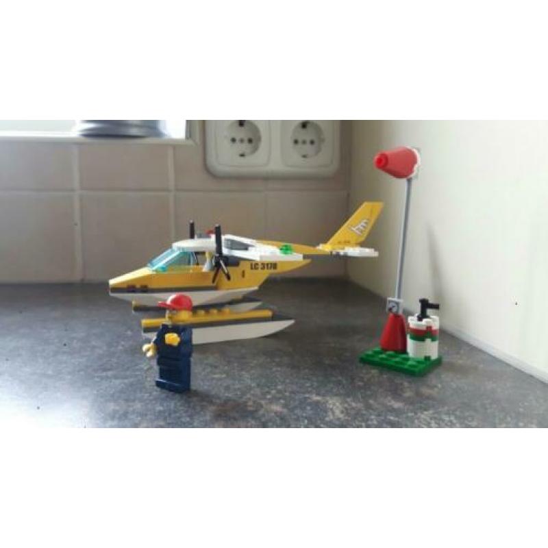 Lego city 3178 watervliegtuig