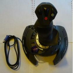 thrustmaster flight stick gamecube in doos zgan voor maar 10