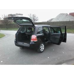Opel Zafira 2.2 Cosmo