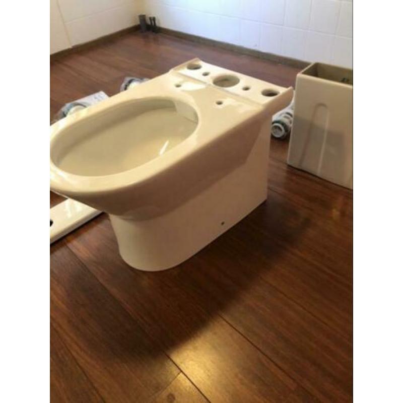 Nieuw aquazuro wc pot