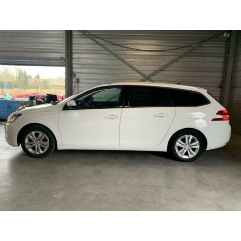 Peugeot 308 SW 1.2 PureTech Active