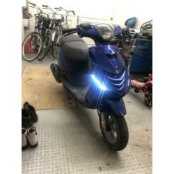 Piaggio zip (SP look) San Marino Blue BMW
