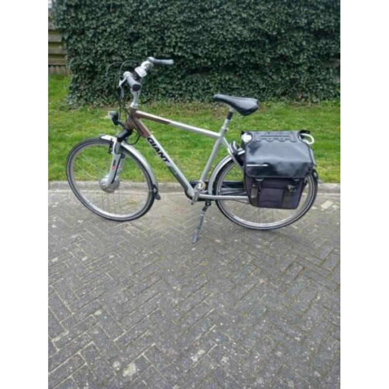 Sportieve Giant Twist Go Double E-Bike 2 accu's.Maat l. Zeer