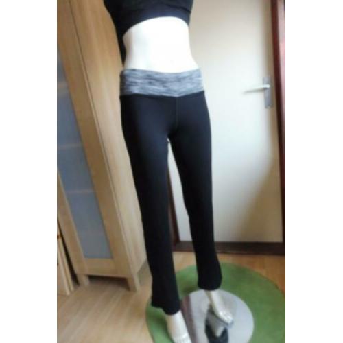 Yogabroek pilates Workout zwart uitlopende pijp mt 34 XS