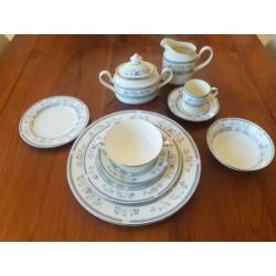 Minton Penrose 61-dlg, porseleinen servies