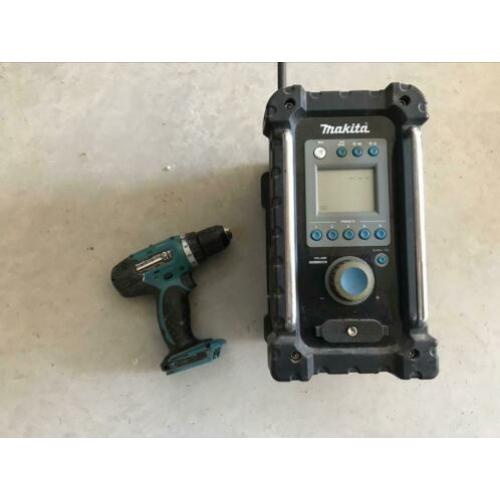 Makita bouwradio + accuboor excl accus