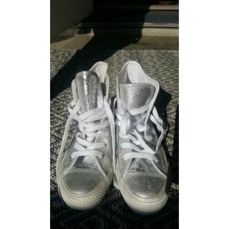 Converse All Star maat 36,5 / 1 keer gedragen.
