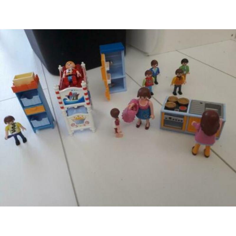 Playmobil familie met keuken